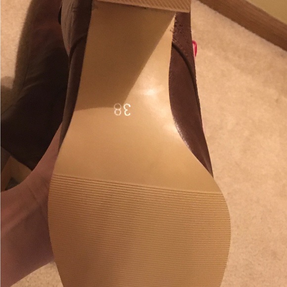 Great addition to any wardrobe lace up cognac brown boots - Picture 4 of 4